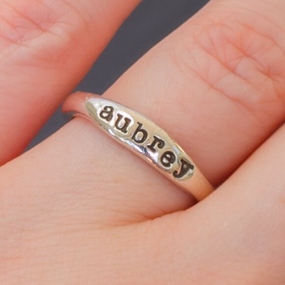 Sterling Silver Name Ring — “aubrey”, Size 7.5, 925 - Picture 1 of 12